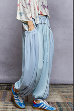 Load image into Gallery viewer, Full of it Thermal Joggers
